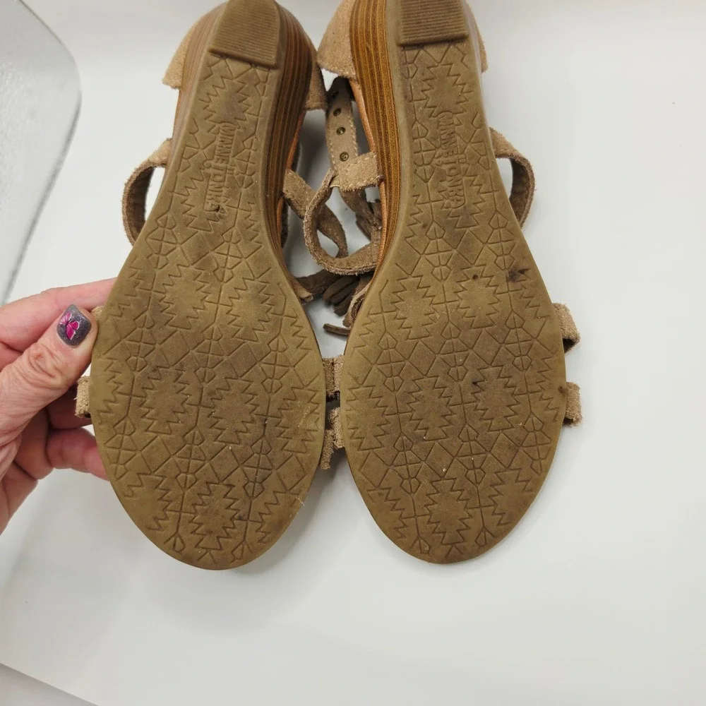Minnetonka Wedge Sandals Women 6 Tan Suede Fringe Gladiator 71609 TPE